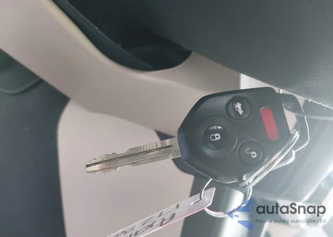 2018 Subaru Outback 2.5I Premium z USA, uszkodzony, nr VIN 4S4BSACC3J3350944